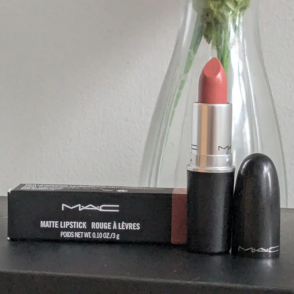 MAC Cosmetics Matte Lipstick - Warm Coral